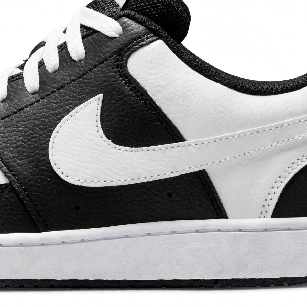 Nike Court Vision Lo Black White Leather Sneakers Mens 10 /Women 11.5 HM9862-001