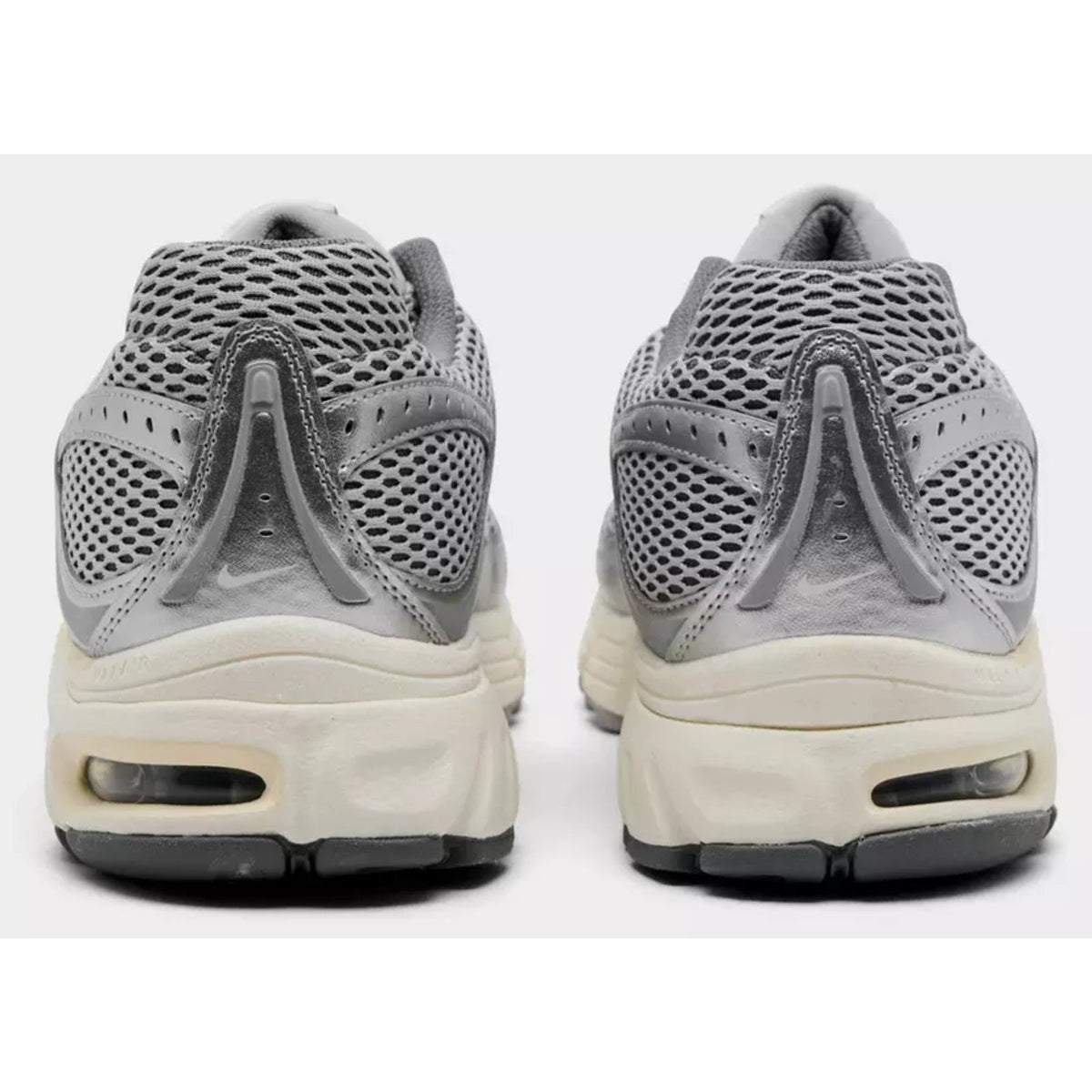 Nike Air Max Moto 2K Men’s Size 13 Light Smoke Grey Sail Cool Grey IQ7592-077