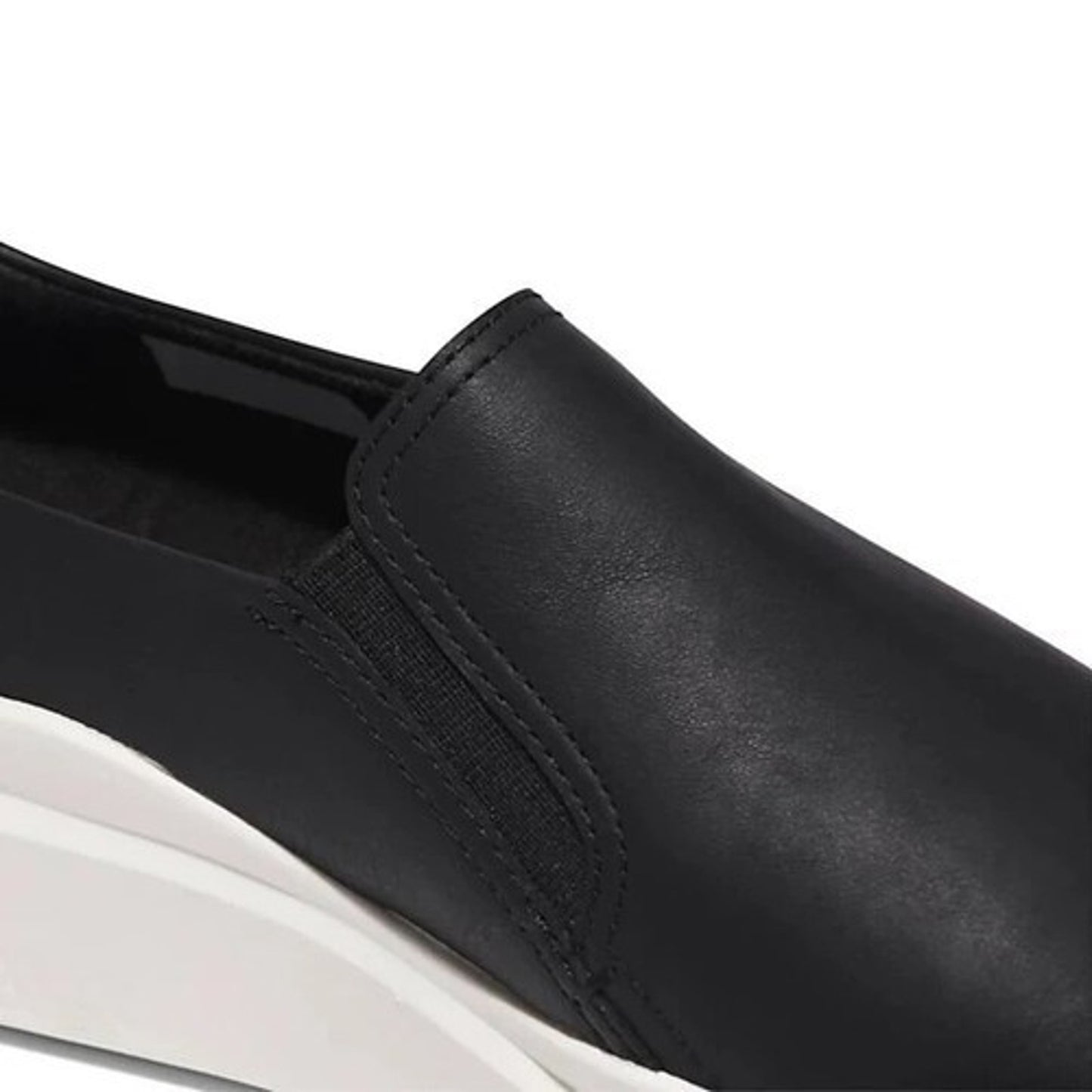 Timberland Nite Flex Slip-On Black Full Grain Leather Women size 9.5 US