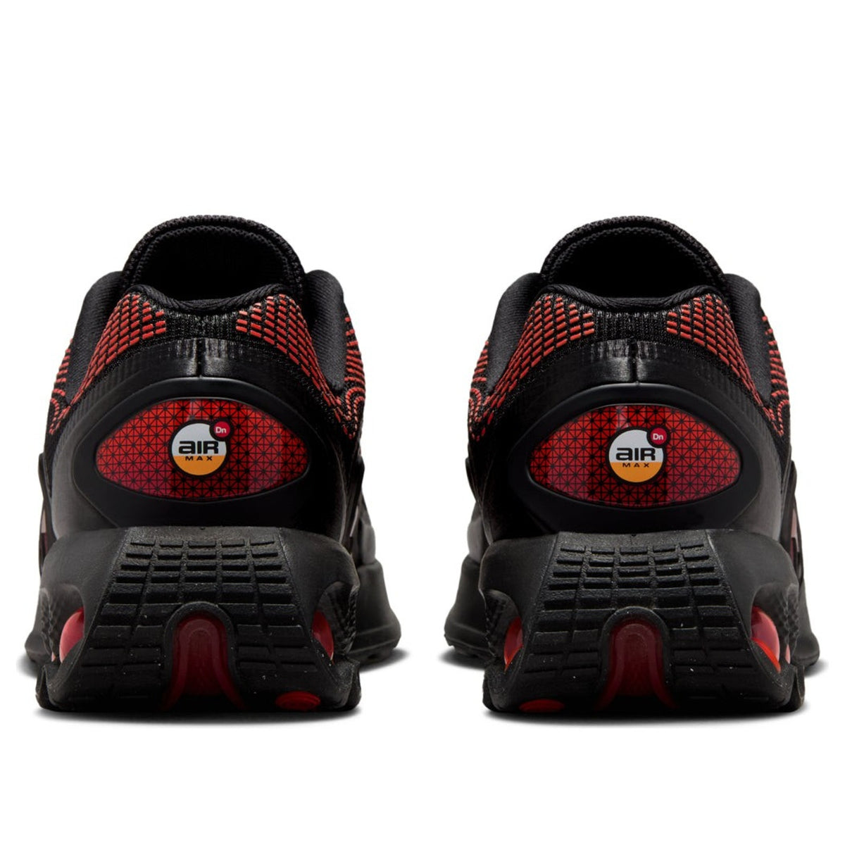 Nike Air Max DN (GS) Running Shoes BRED Black/Crimson Size 5 Y / 6.5 Women