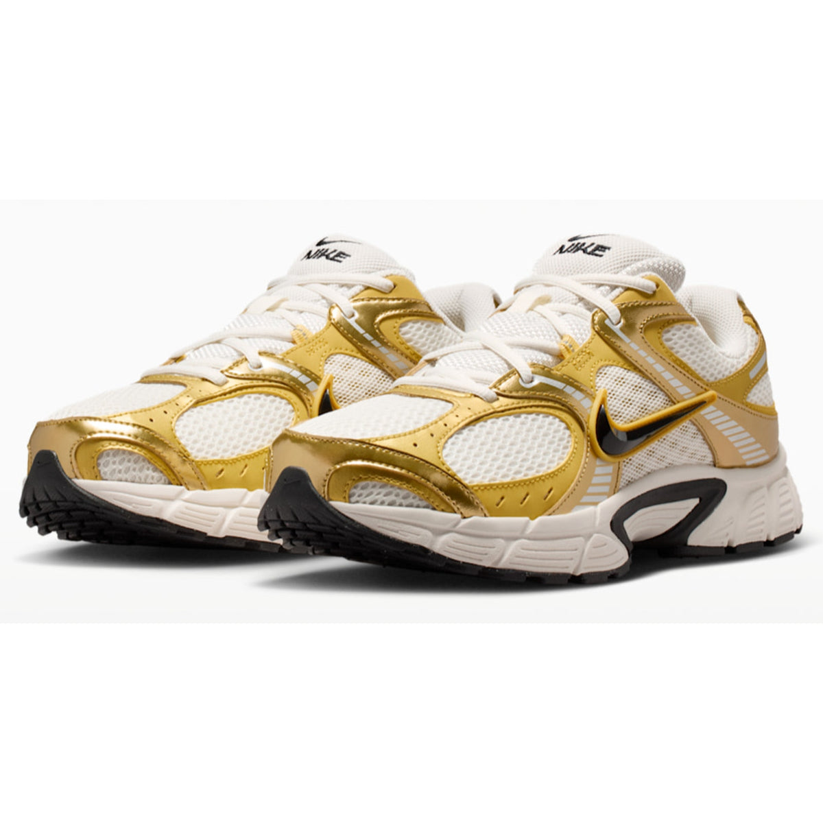 Nike V5 RNR Sail/Black/Buff Gold Runners Shoes HJ5228-107 Size 11 Men 12.5 Women