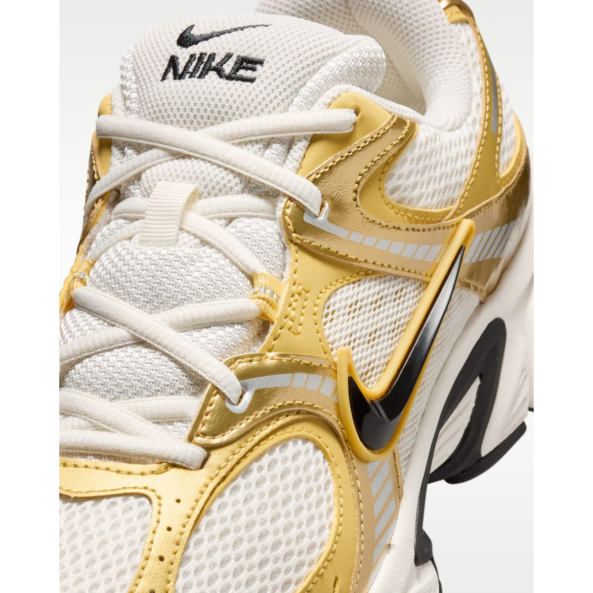 Nike V5 RNR Sail/Black/Buff Gold Runners Shoes HJ5228-107 Size 11 Men 12.5 Women