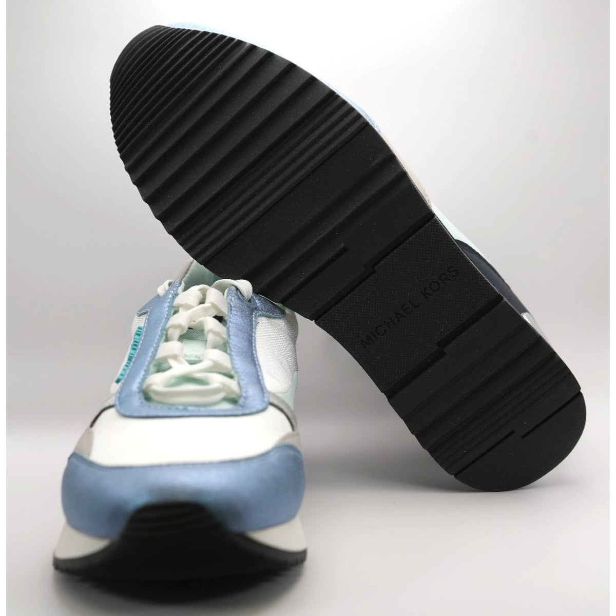 New MK MICHAEL KORS Allie Stride Trainer Lace-Up Sneakers Silver White Blue Sz 7