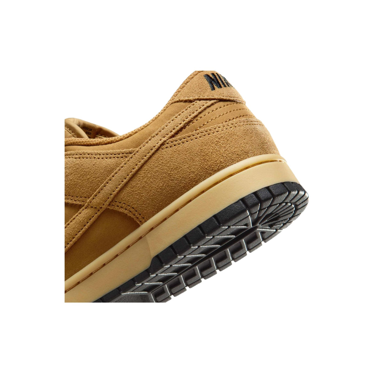 Nike Dunk Low Retro SE Men’s Sneaker Wheat/Black Leather Lace-Up Size 10.5 Men
