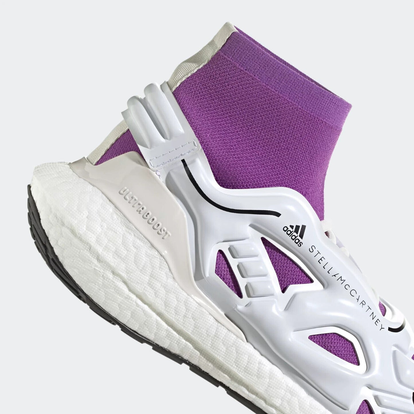 adidas Ultraboost 22 ELEVATE Footwear White/Active Purple/Core Black Woman 8.5 M
