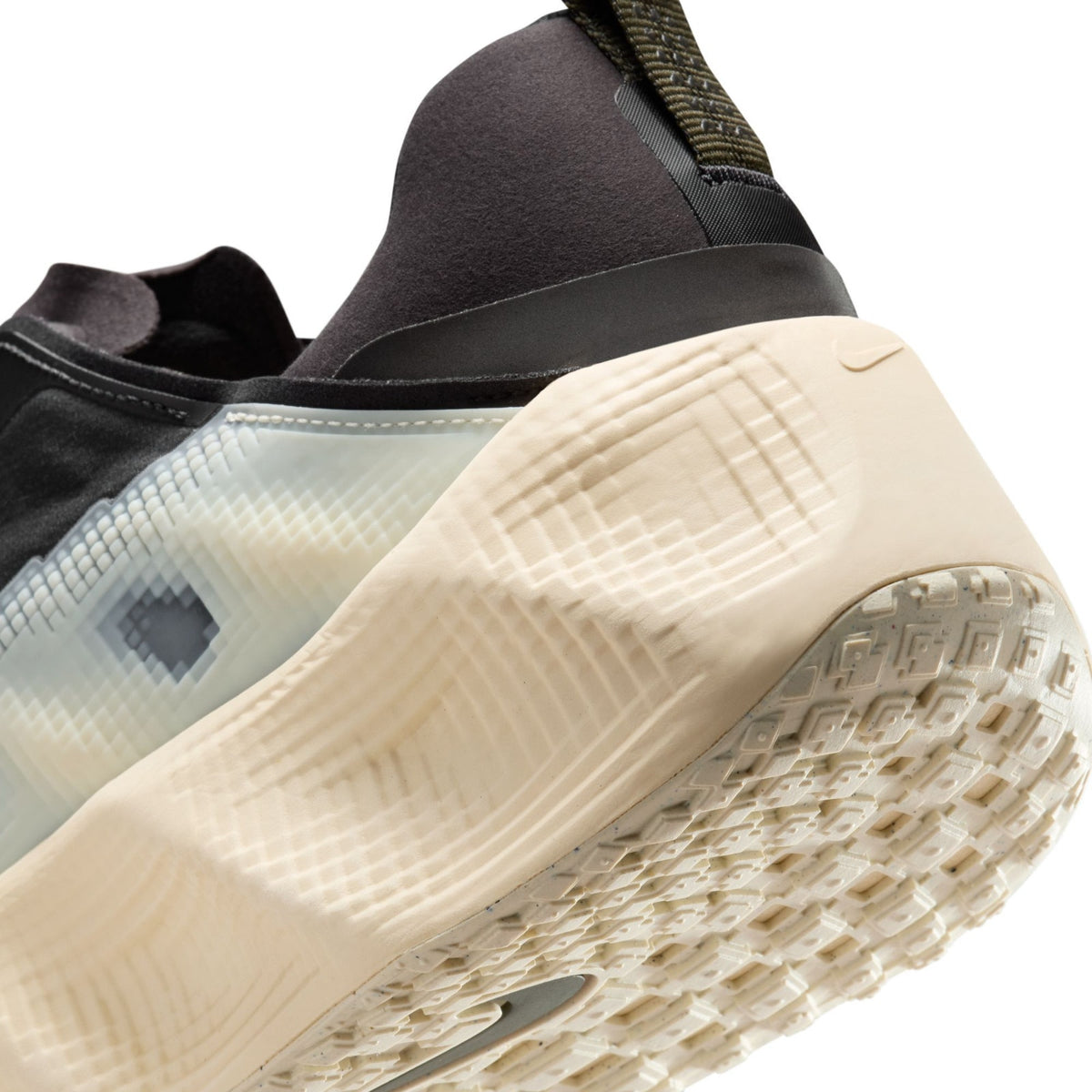 Nike Ava Rover Black Muslin running shoes Size 8 Men / 9.5 Women