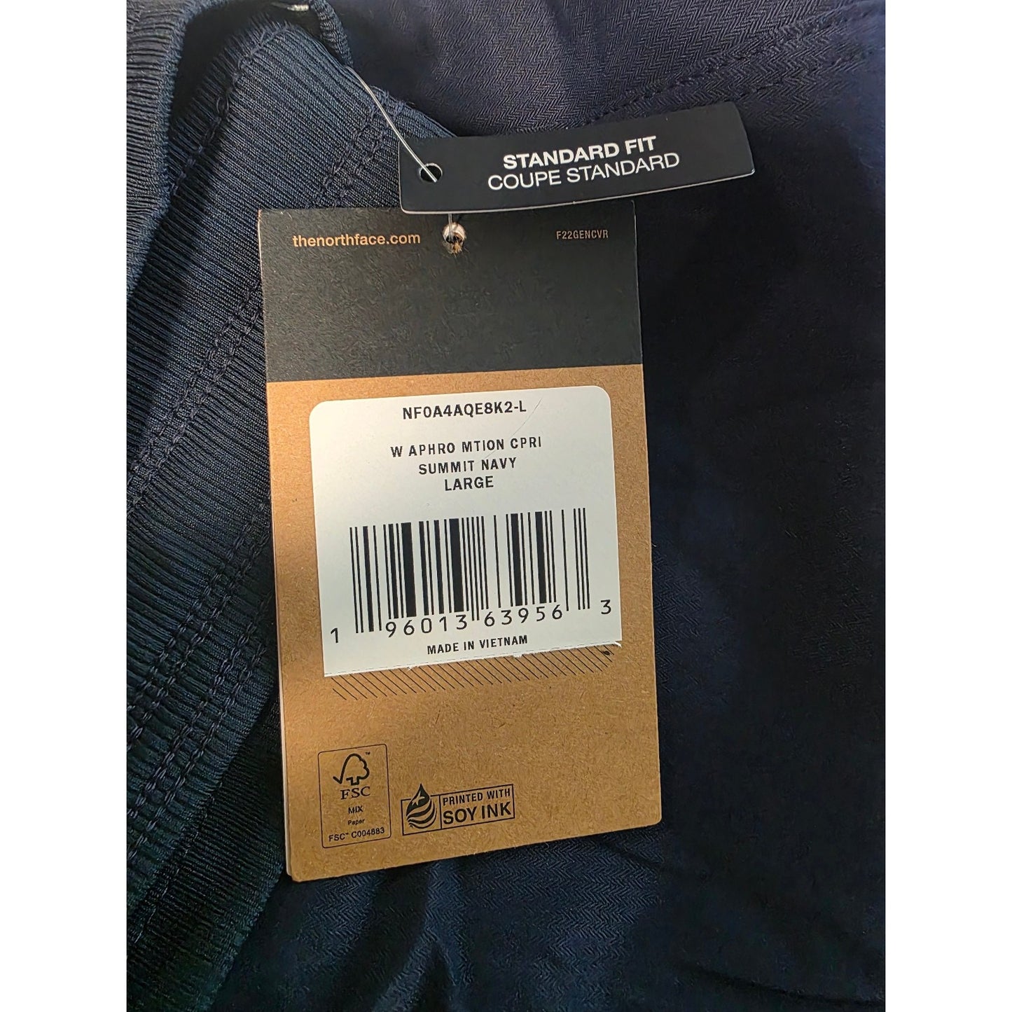 The North Face Women's Aphrodite Motion Capris Summit Navy Large Regular