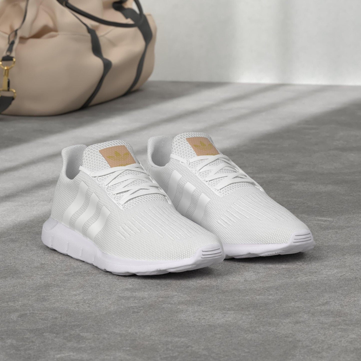 ADIDAS ORIGINALS SWIFT RUN Womens Running SHOES White/Copper Metallic Size 6.5