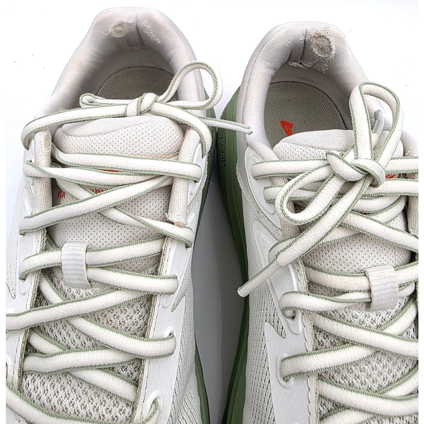 Altra Via Olympus 2 Mens Size 8 White Green Athletic Running Shoes Sneakers