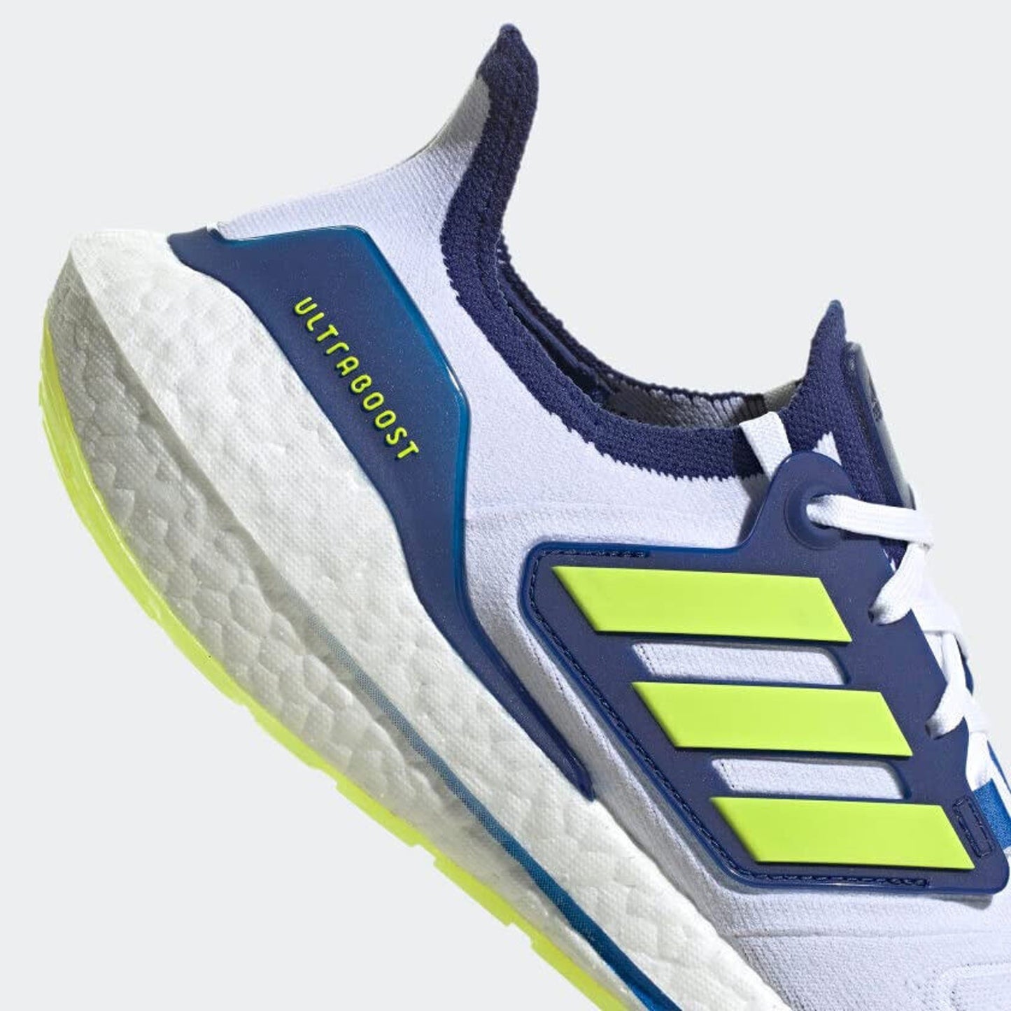 Adidas Ultraboost 22 White Blue Green Men’s Shoes SZ-10.5 GY8674
