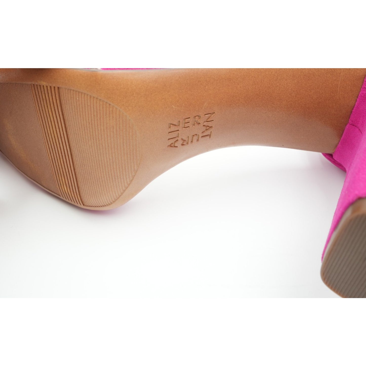 Stuart Weitzman Joy suede sandals in a Rose Pink color Size 9.5 Wide
