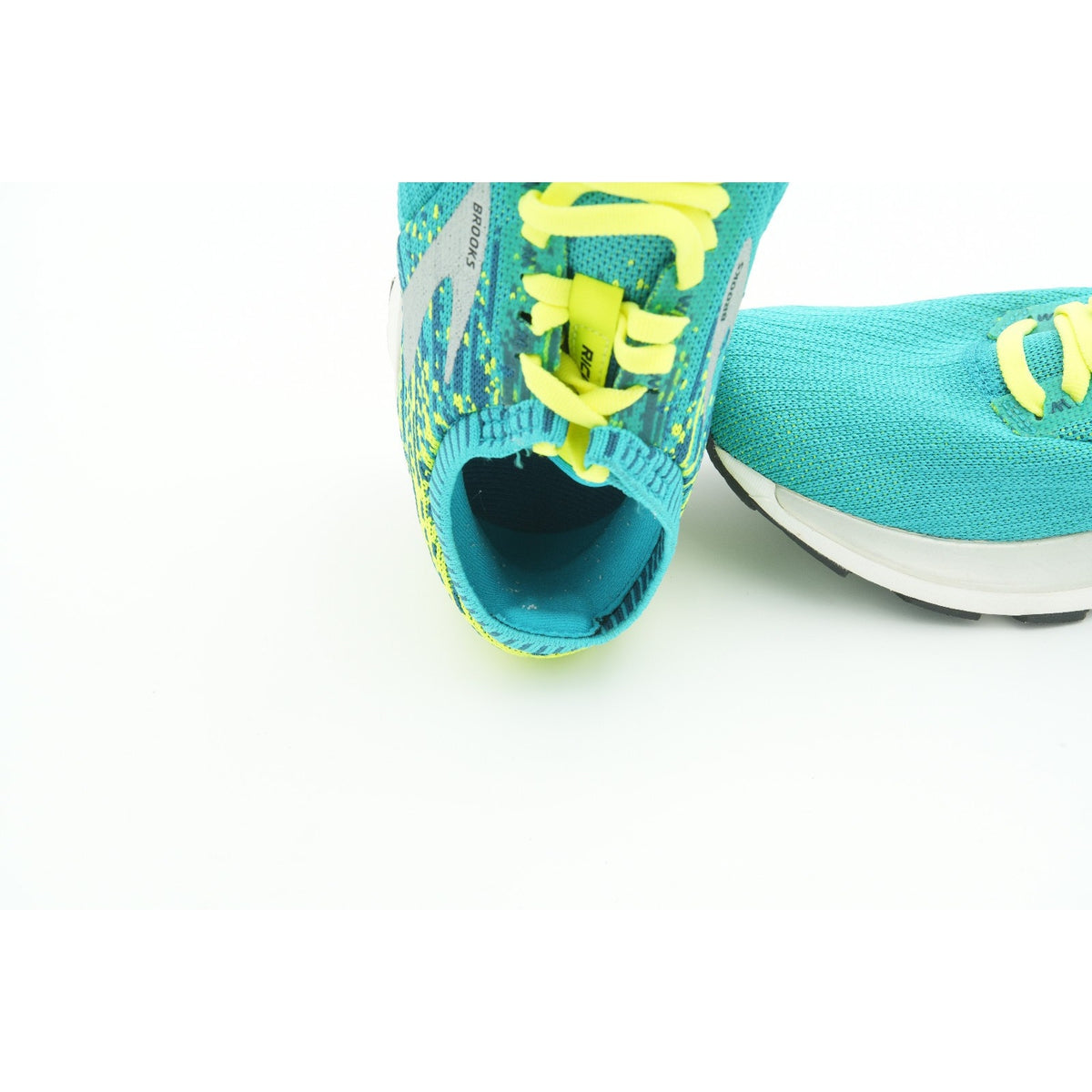 Brooks Womens Ricochet 1202821B430 Blue Green Running Sneakers Shoes Size 7 B