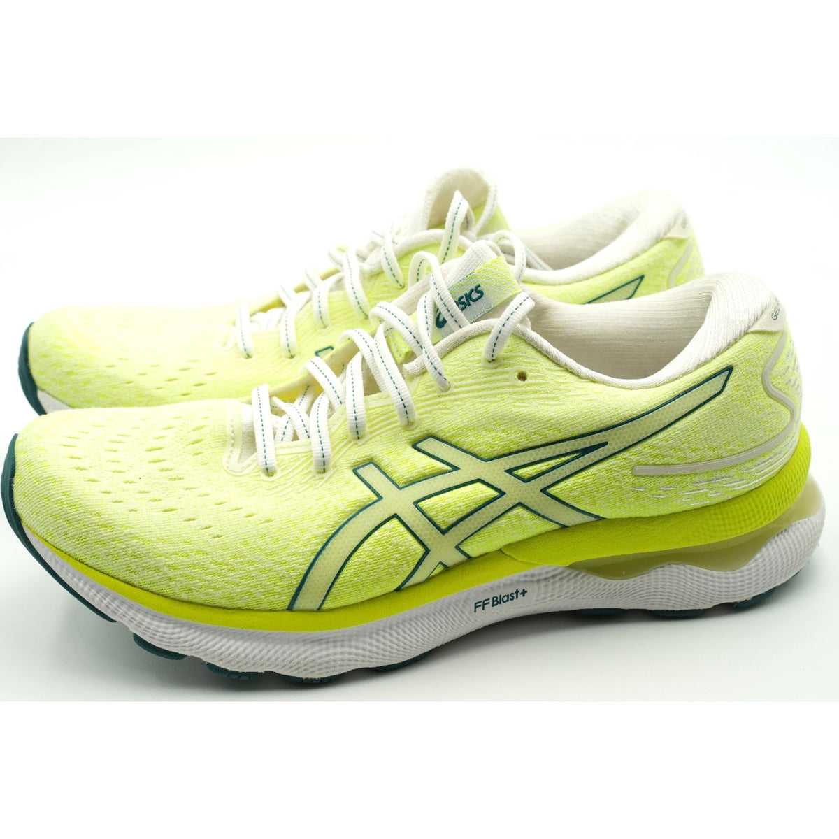 ASICS Gel Nimbus 24 Womens Running Shoes White Velvet Pine Size 9 M