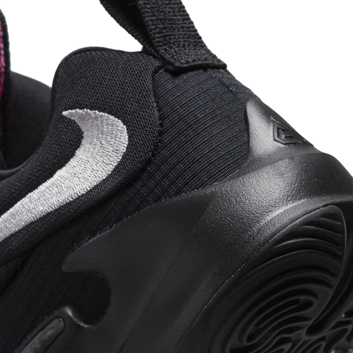 Nike Zoom Freak 3 Grade-School Black Mettalic Silver Basketball Size 6Y