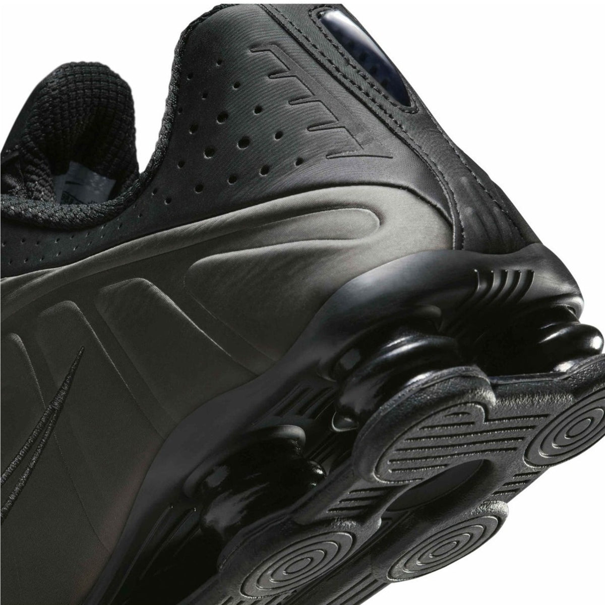 NIKE SHOX R4 Triple Black Bright Crimson Black Men's Running Shoes 10.5 M
