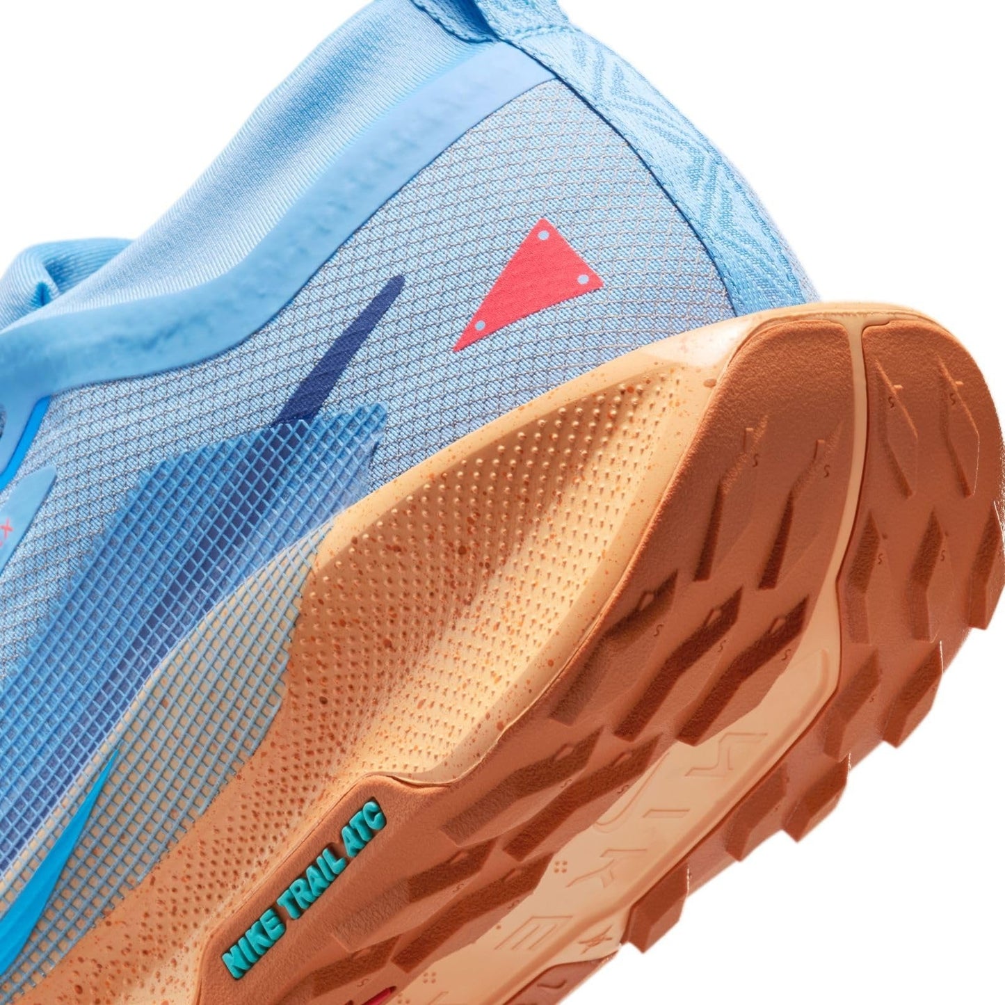 Size 9.5 Nike Pegasus Trail 5 Gore-Tex Blue Beyond Copper Moon Monarch Blue