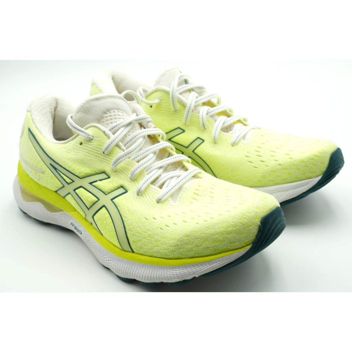 ASICS Gel Nimbus 24 Womens Running Shoes White Velvet Pine Size 9 M