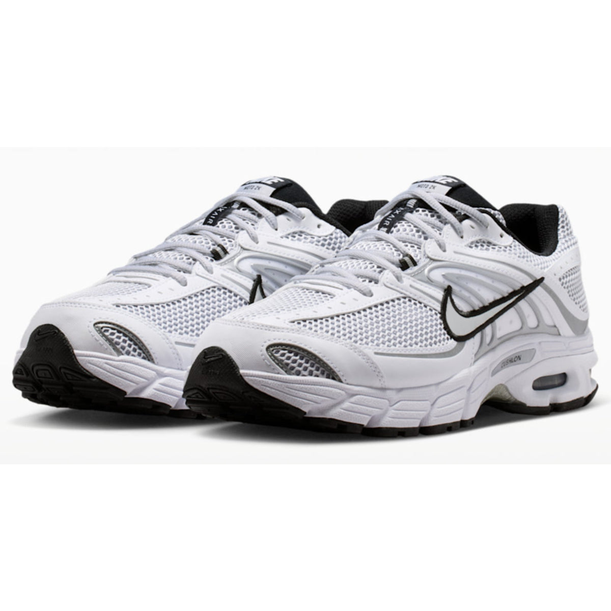 Nike Men's Air Max Moto 2K Running Shoes, Size 9.5 M Photon Dust/Metallic Silver