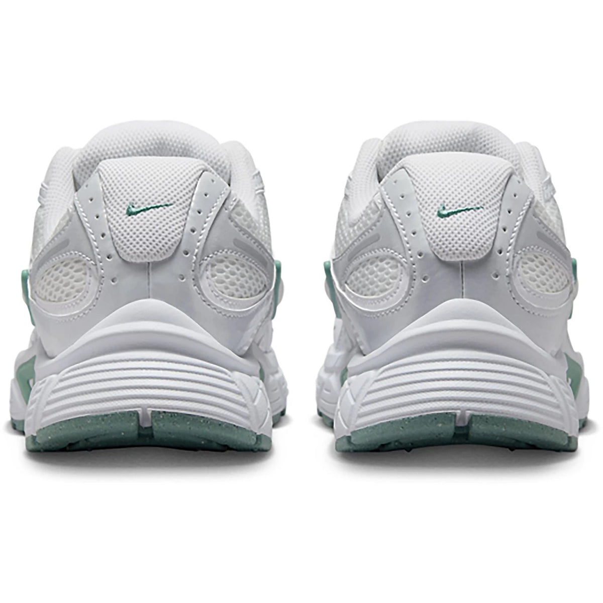 Nike V5 RNR Summit White Green Runners Shoes HQ7901-106 Size 10.5 Men 12 Women