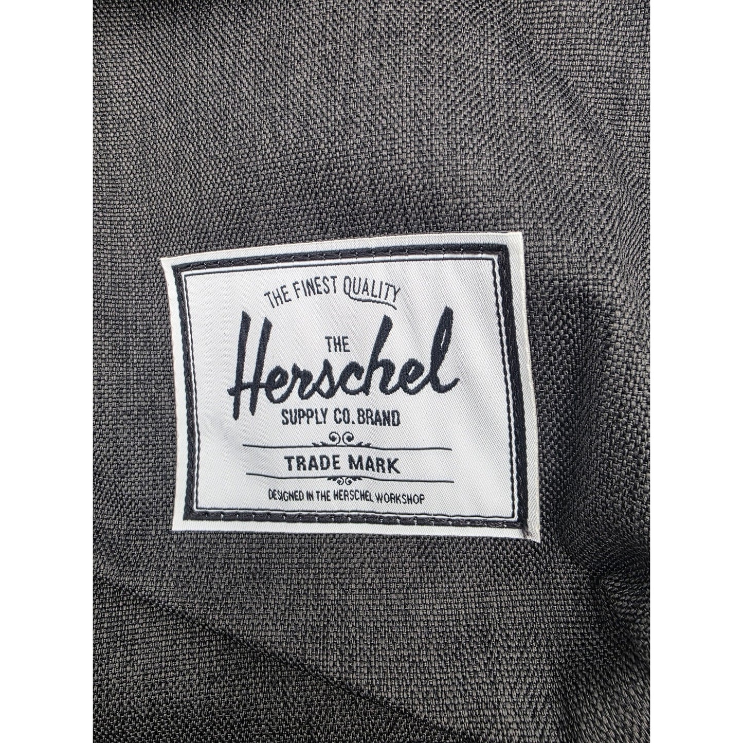 Herschel Classic Backpack, Black Crosshatch, XL 30.0 L fit Laptop 15 inch