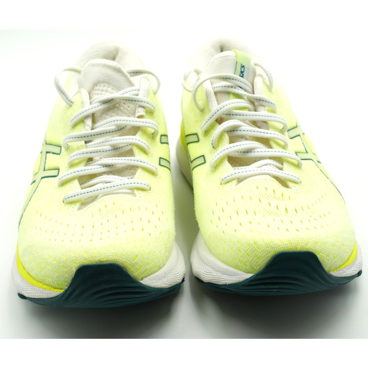 ASICS Gel Nimbus 24 Womens Running Shoes White Velvet Pine Size 9 M